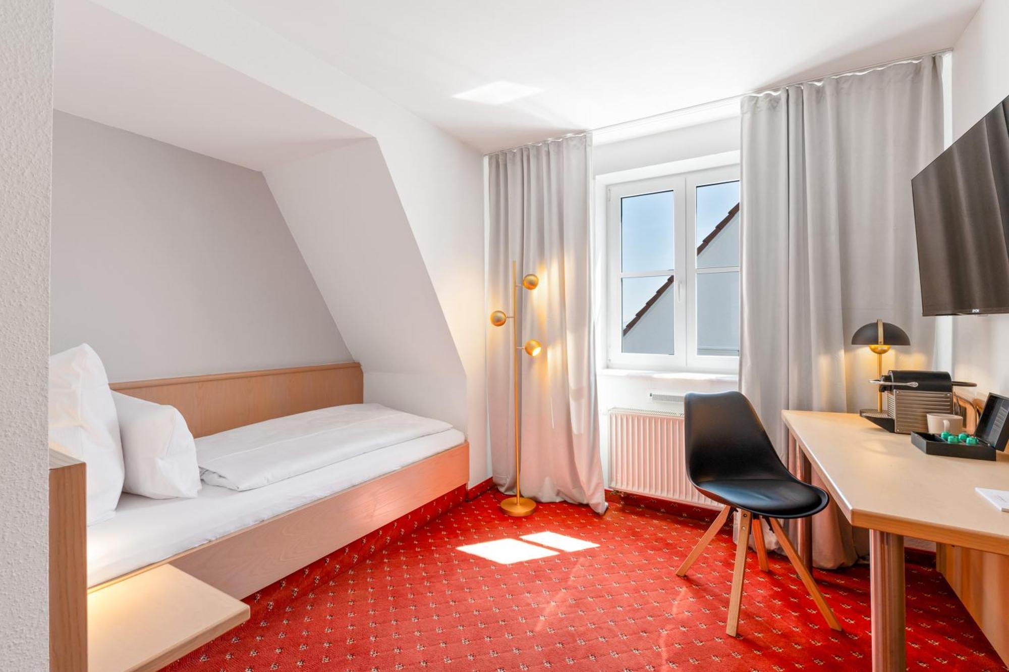 שטוטגרט Steiners Hotel Airport-Messe מראה חיצוני תמונה